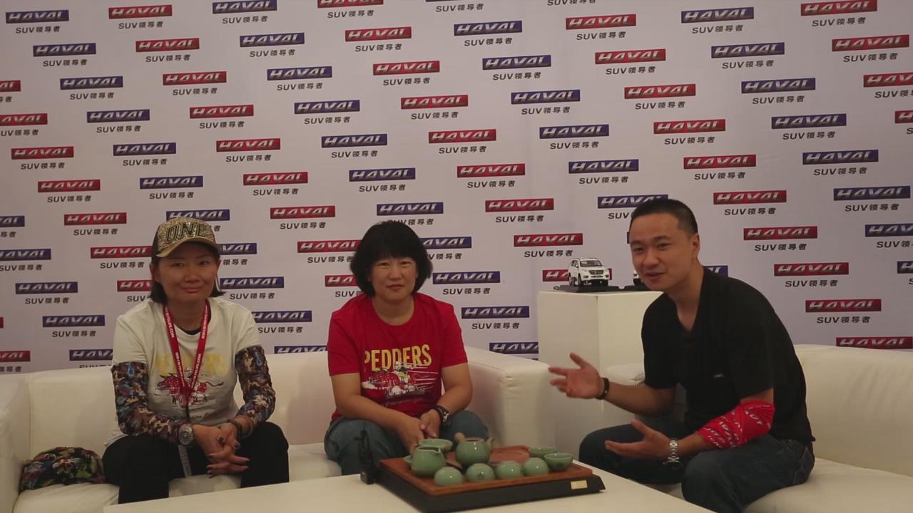 丨 2016-10-03 2016阿拉善英雄会,一对来自越野e族长城家族的铿锵玫瑰