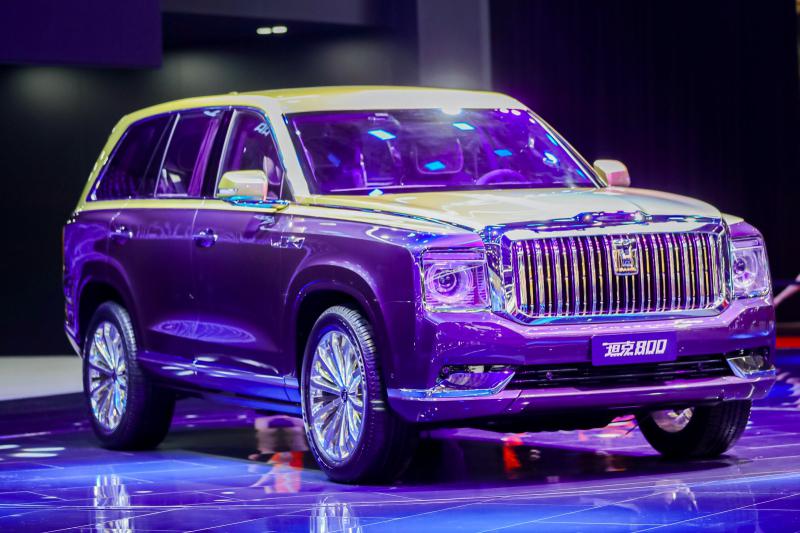 Автомобиль tank 800