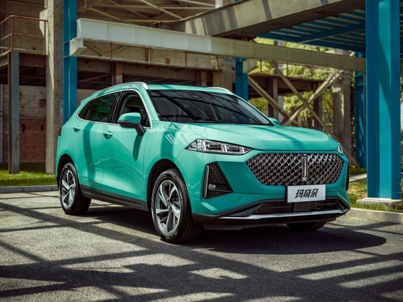 其中,咖啡智能首款落地产品——"新一代智能汽车人"wey摩卡,凭借"高