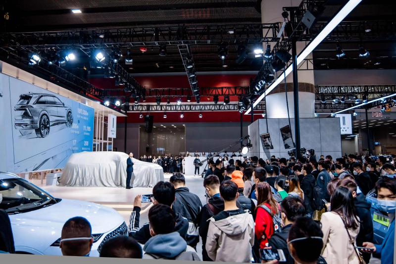 魏牌首款旗艦大六座智能SUV藍山DHT-PHEV亮相廣州車展  為中國家庭開啟0焦慮出行生活